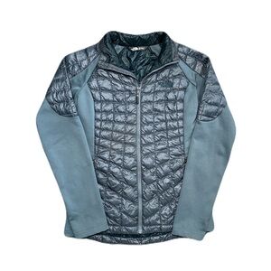 The North Face Momentum Thermoball Quilted Hybrid Jacket Women’s Small Green